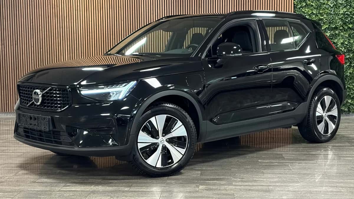 Volvo XC40 (2022) — foto 1