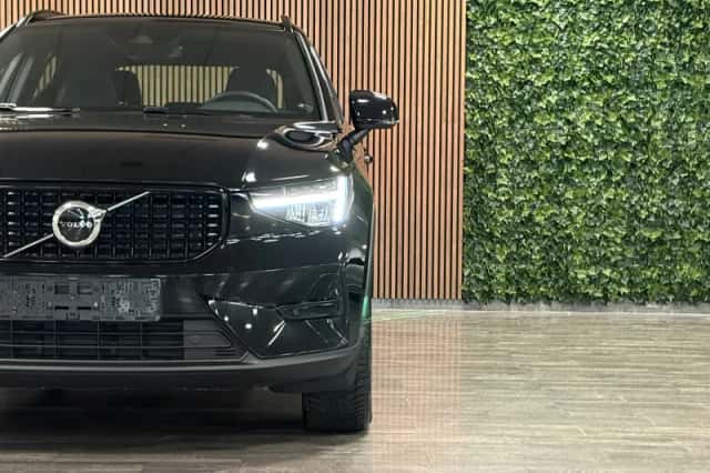 Volvo XC40 (2022) thumbnail 11