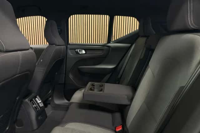 Volvo XC40 (2022) thumbnail 14