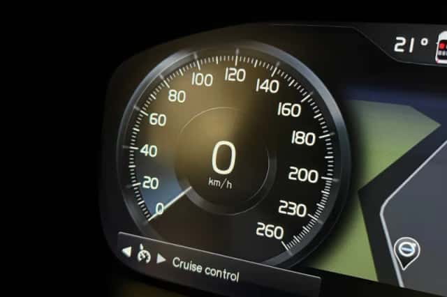 Volvo XC40 (2022) thumbnail 21