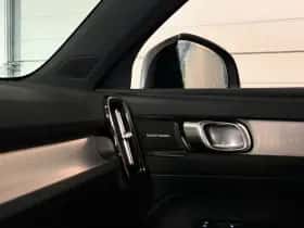 Volvo XC40 (2022) thumbnail 35