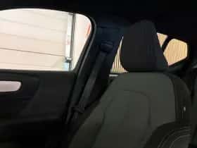 Volvo XC40 (2022) thumbnail 37