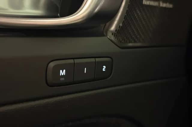 Volvo XC40 (2022) thumbnail 41