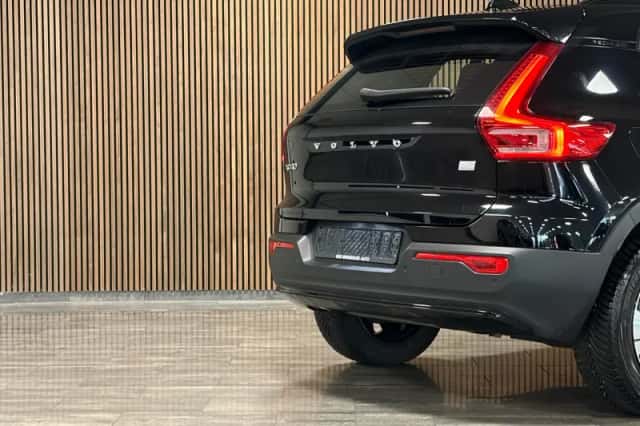 Volvo XC40 (2022) thumbnail 10