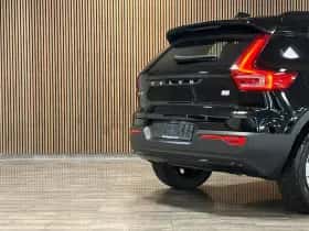 Volvo XC40 (2022) thumbnail 10