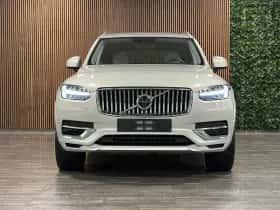 Volvo XC90 (2022) thumbnail 2