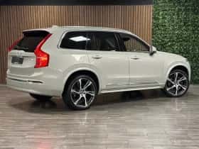 Volvo XC90 (2022) thumbnail 3