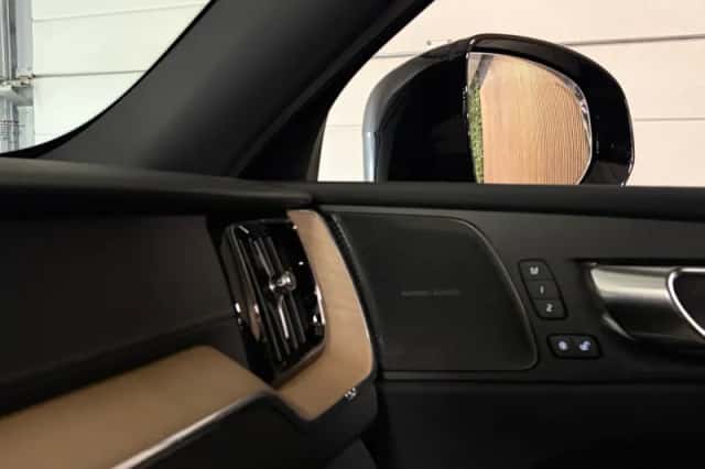 Volvo XC60 (2026) thumbnail 43