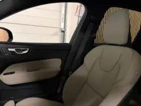 Volvo XC60 (2026) thumbnail 44