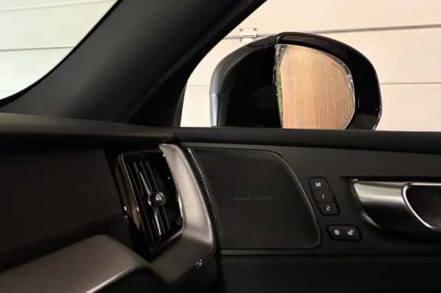 Volvo XC60 (2026) thumbnail 43