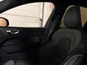 Volvo XC60 (2026) thumbnail 44
