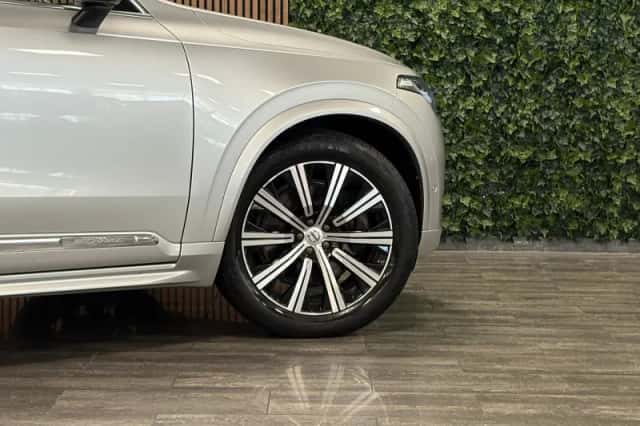 Volvo XC90 (2020) thumbnail 4