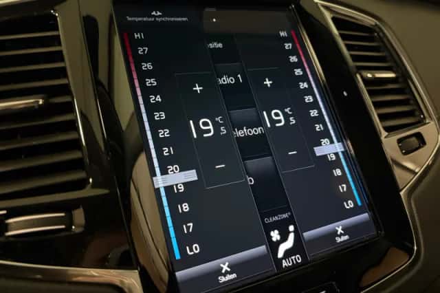 Volvo XC90 (2020) thumbnail 43