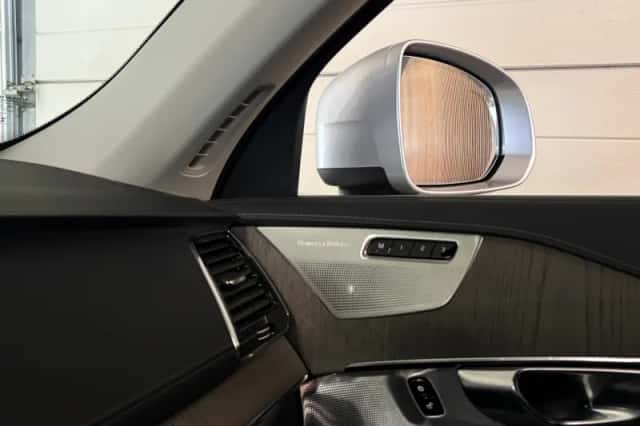Volvo XC90 (2020) thumbnail 52