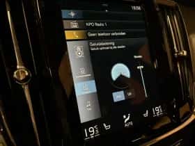 Volvo V90 (2021) thumbnail 33