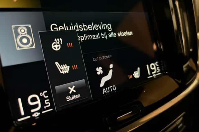 Volvo V90 (2021) thumbnail 40