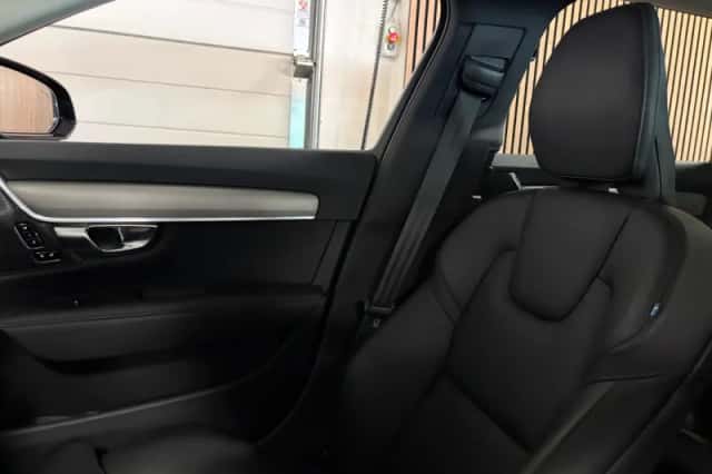 Volvo V90 (2021) thumbnail 43