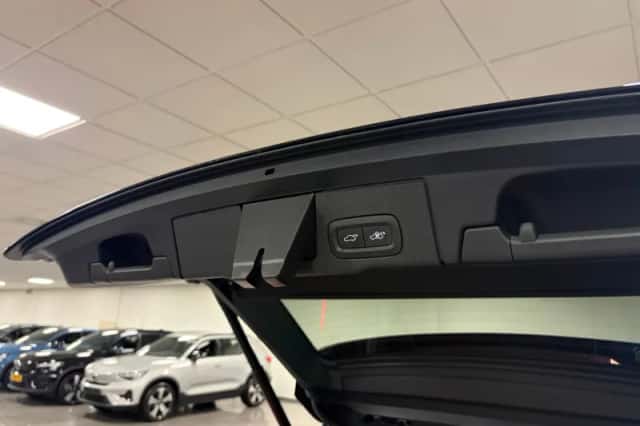 Volvo XC60 (2025) thumbnail 12