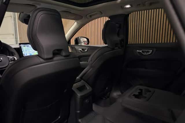 Volvo XC60 (2025) thumbnail 14