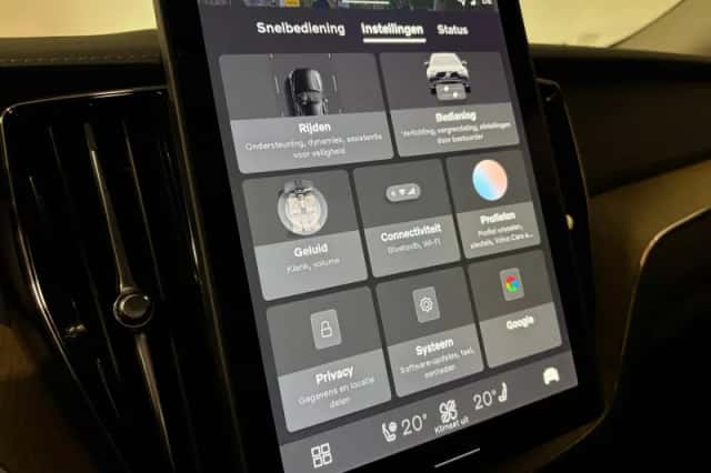Volvo XC60 (2025) thumbnail 32