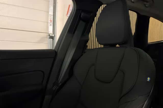 Volvo XC60 (2025) thumbnail 44