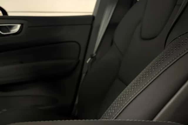 Volvo XC60 (2025) thumbnail 45