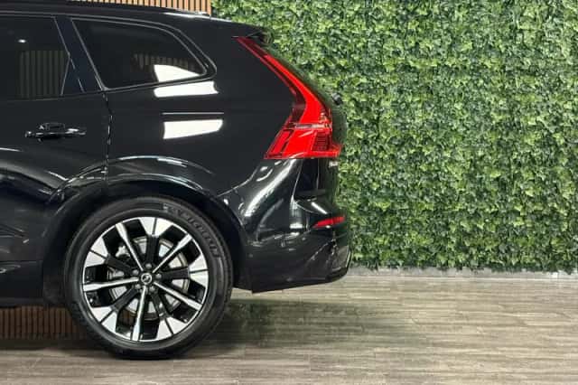 Volvo XC60 (2025) thumbnail 7