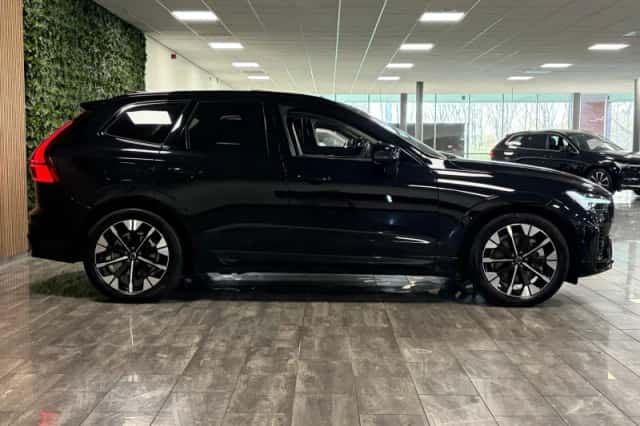 Volvo XC60 (2025) thumbnail 8