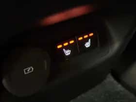 Volvo XC40 (2018) thumbnail 17