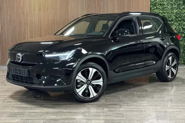 Volvo XC40 (2023) thumbnail 1