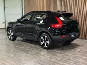 Volvo XC40 (2023) thumbnail 5