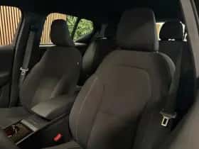 Volvo XC40 (2023) thumbnail 9