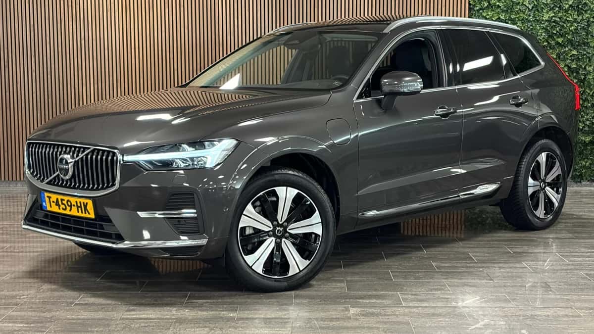 Volvo XC60 (2023) — foto 1
