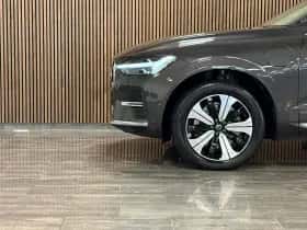 Volvo XC60 (2023) thumbnail 3