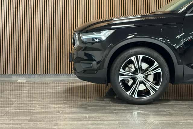 Volvo XC40 (2020) thumbnail 3