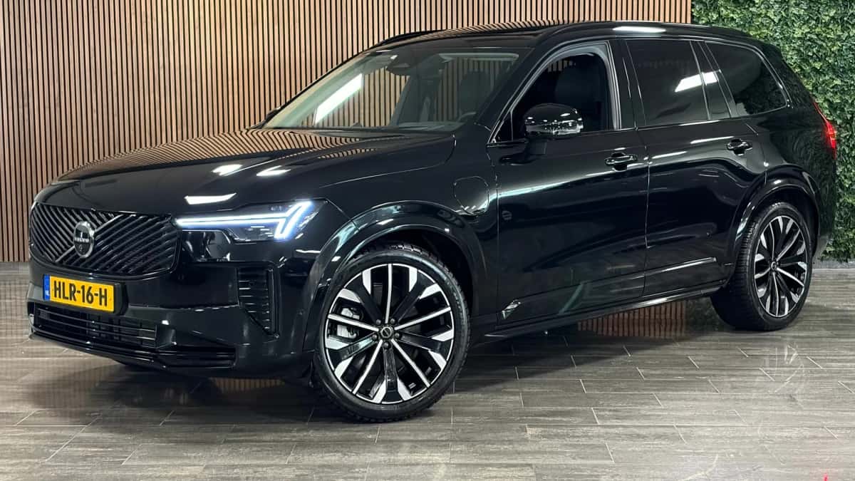 Volvo XC90 (2025) — foto 1