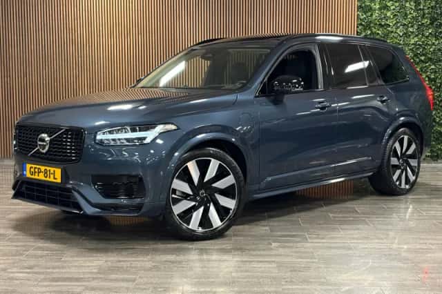 Volvo XC90 (2024) thumbnail 1