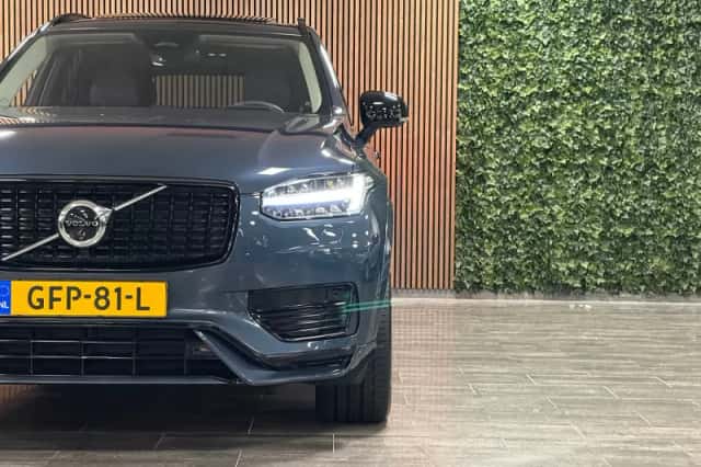 Volvo XC90 (2024) thumbnail 11