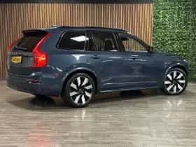 Volvo XC90 (2024) thumbnail 3