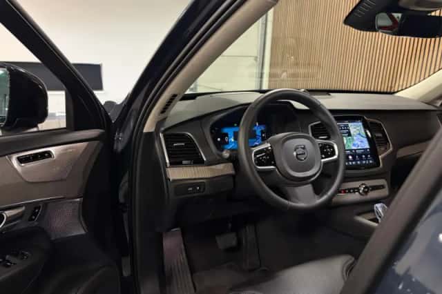 Volvo XC90 (2024) thumbnail 21