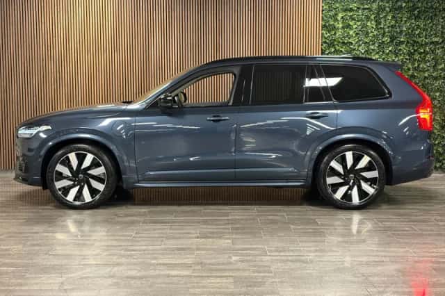Volvo XC90 (2024) thumbnail 5