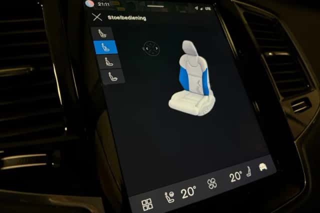 Volvo XC90 (2024) thumbnail 44