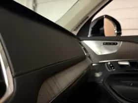Volvo XC90 (2024) thumbnail 49