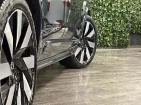Volvo XC90 (2024) thumbnail 9