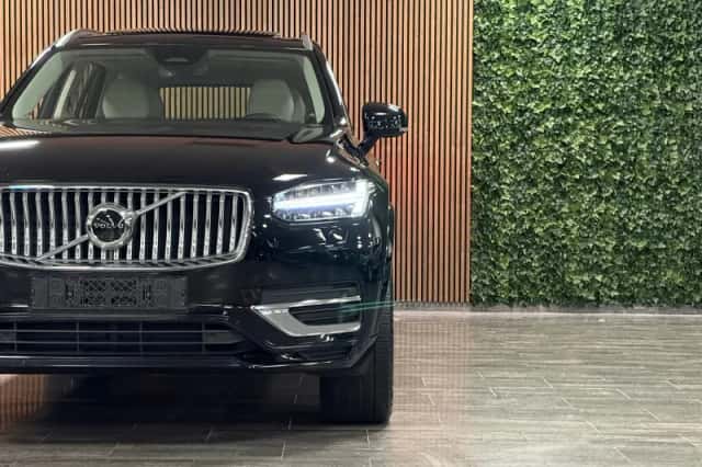 Volvo XC90 (2023) thumbnail 11