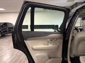 Volvo XC90 (2023) thumbnail 13