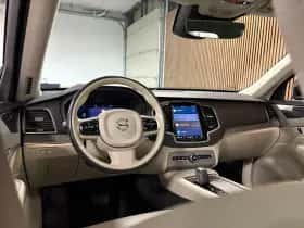 Volvo XC90 (2023) thumbnail 19