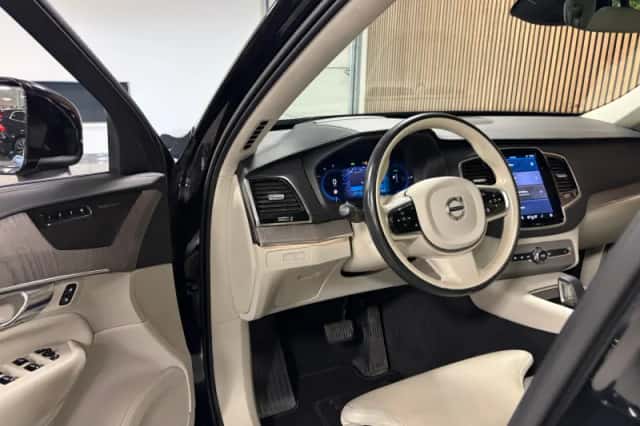 Volvo XC90 (2023) thumbnail 20