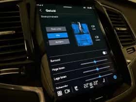 Volvo XC90 (2023) thumbnail 32