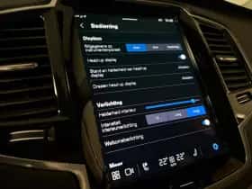 Volvo XC90 (2023) thumbnail 35
